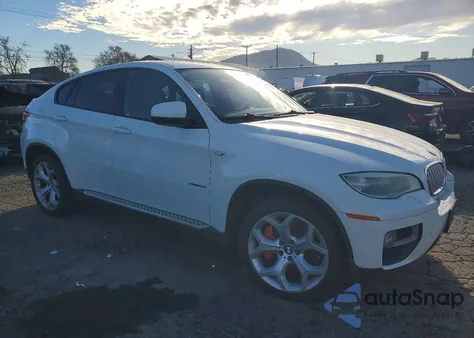 2013 BMW X6 xDrive50I z USA, uszkodzony, nr VIN 5UXFG8C56DL592258
